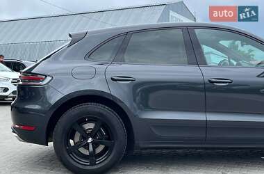 Внедорожник / Кроссовер Porsche Macan 2020 в 