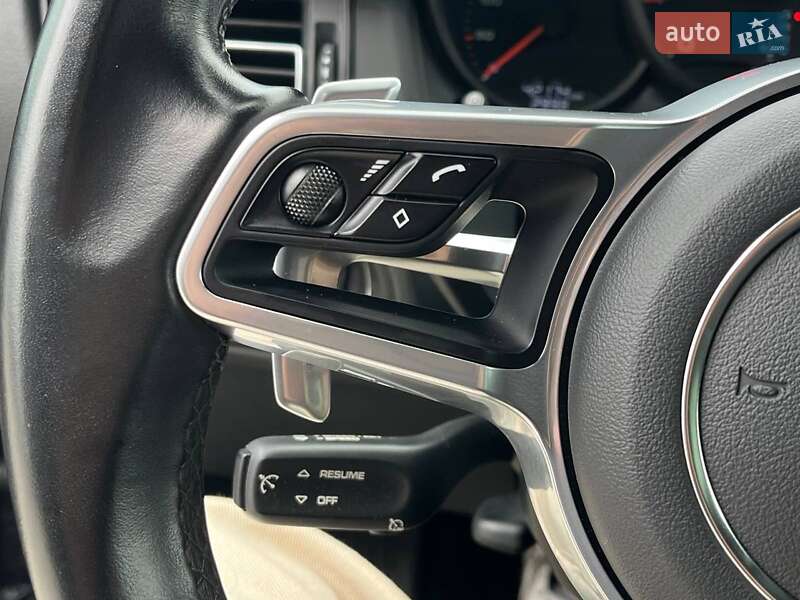 Позашляховик / Кросовер Porsche Macan 2020 в Львові