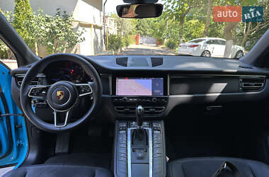 Внедорожник / Кроссовер Porsche Macan 2021 в 