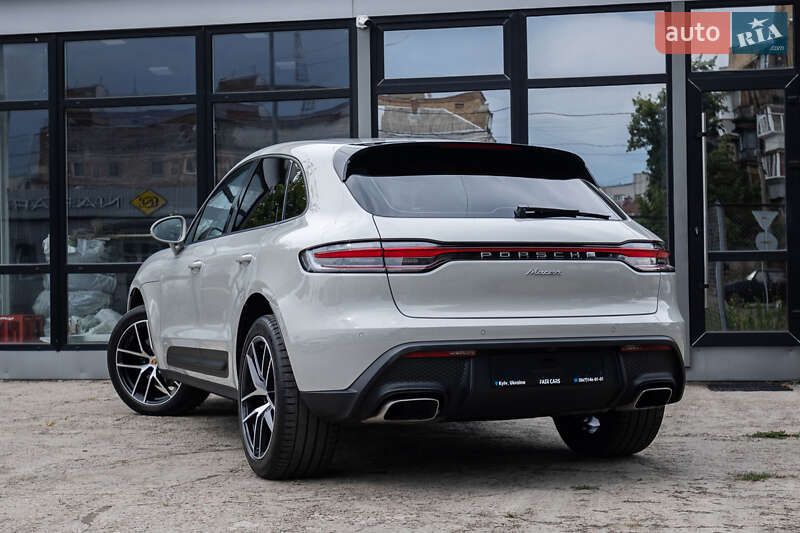 Внедорожник / Кроссовер Porsche Macan 2022 в Киеве