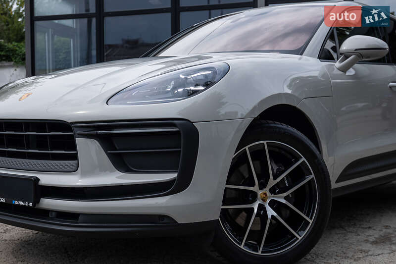 Внедорожник / Кроссовер Porsche Macan 2022 в Киеве