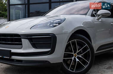 Внедорожник / Кроссовер Porsche Macan 2022 в 