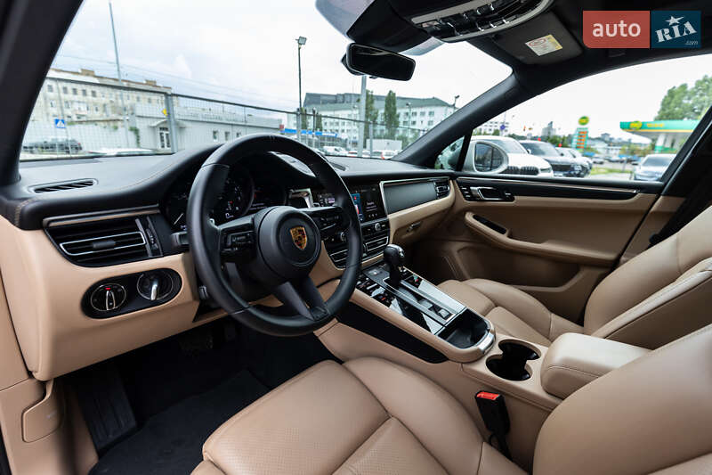 Внедорожник / Кроссовер Porsche Macan 2022 в Киеве