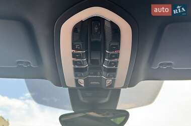 Внедорожник / Кроссовер Porsche Macan 2015 в 