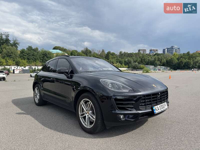 Porsche Macan 2015