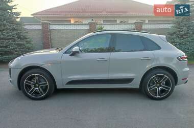 Внедорожник / Кроссовер Porsche Macan 2019 в 