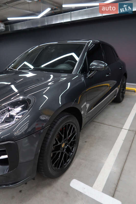 Внедорожник / Кроссовер Porsche Macan 2021 в Киеве