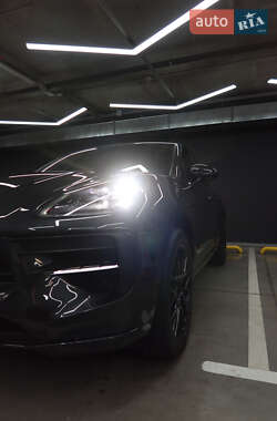 Внедорожник / Кроссовер Porsche Macan 2021 в 