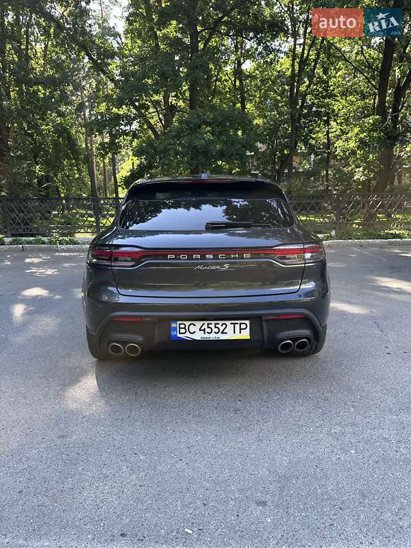 Позашляховик / Кросовер Porsche Macan 2022 в Хмільнику