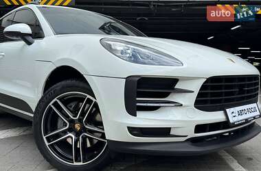 Позашляховик / Кросовер Porsche Macan 2019 в 