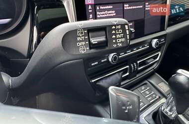 Позашляховик / Кросовер Porsche Macan 2019 в 