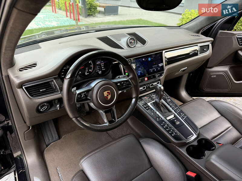 Позашляховик / Кросовер Porsche Macan 2014 в Львові