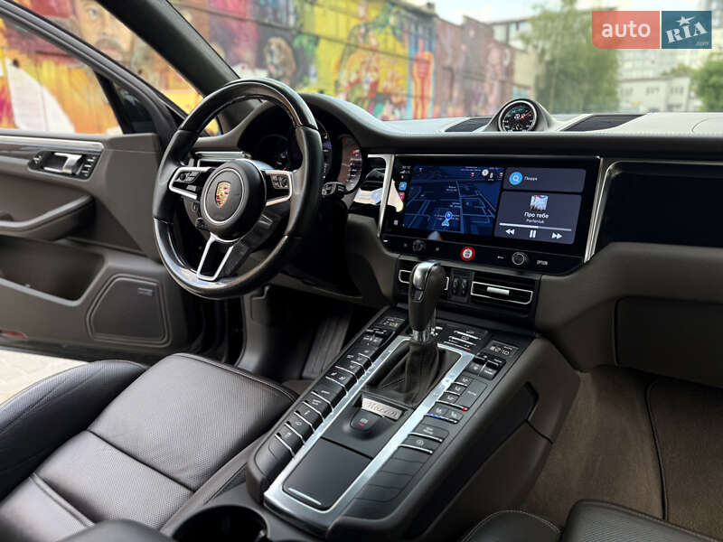 Позашляховик / Кросовер Porsche Macan 2014 в Львові