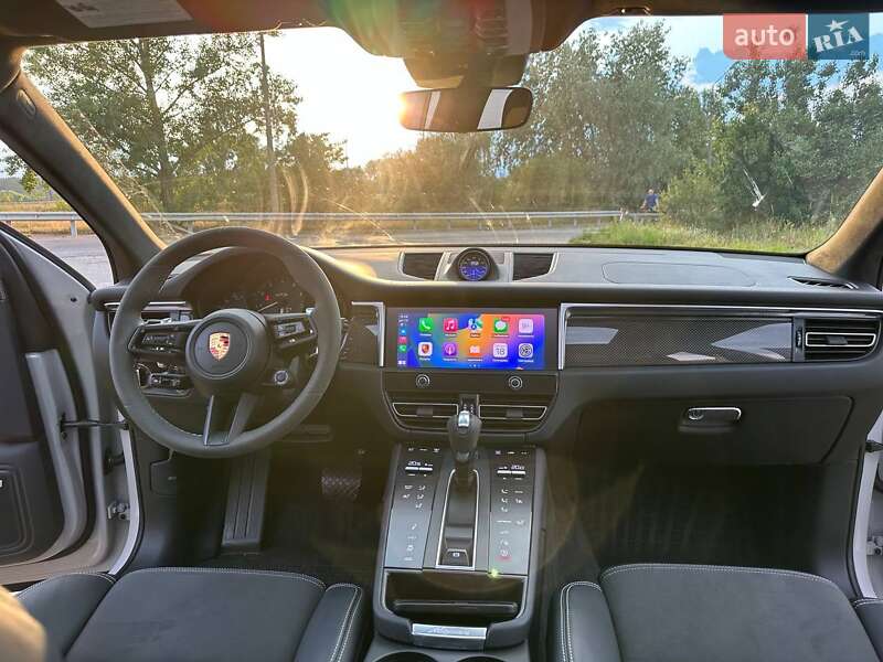 Внедорожник / Кроссовер Porsche Macan 2023 в Киеве