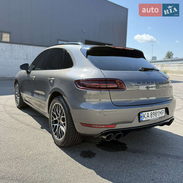 Внедорожник / Кроссовер Porsche Macan 2016 в Киеве