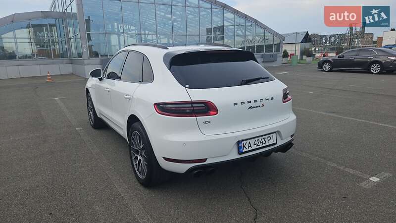 Внедорожник / Кроссовер Porsche Macan 2018 в Киеве