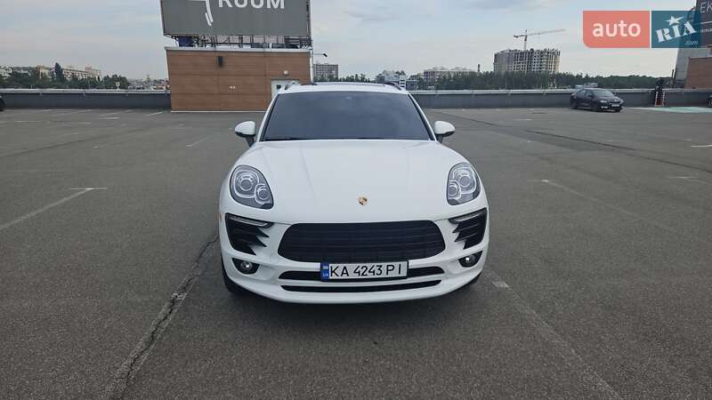 Внедорожник / Кроссовер Porsche Macan 2018 в Киеве