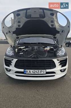 Внедорожник / Кроссовер Porsche Macan 2018 в Киеве
