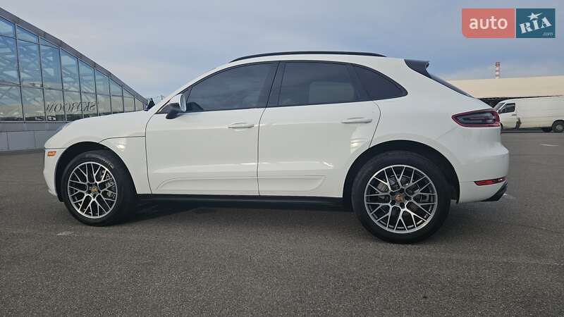Внедорожник / Кроссовер Porsche Macan 2018 в Киеве