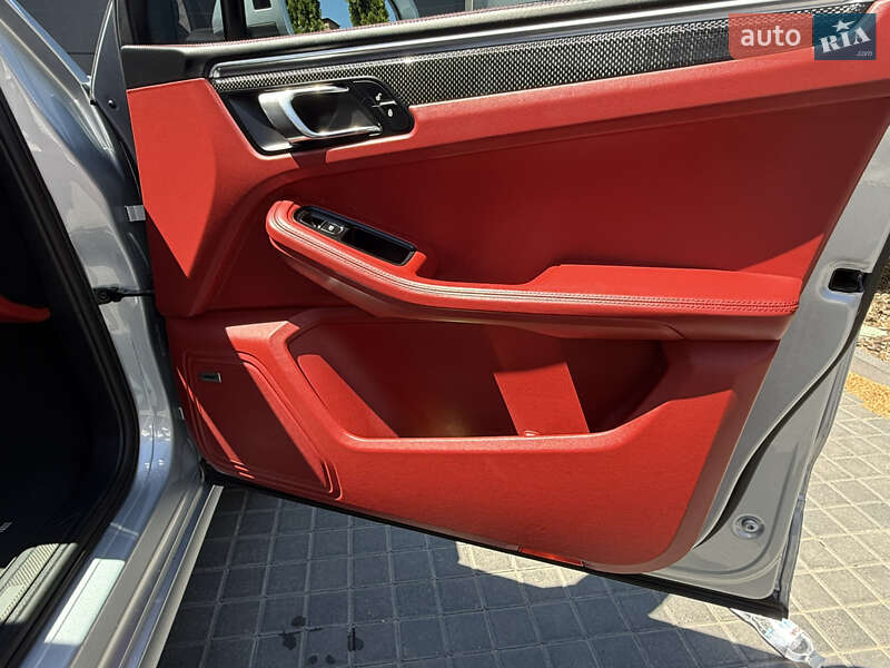 Внедорожник / Кроссовер Porsche Macan 2017 в Кропивницком