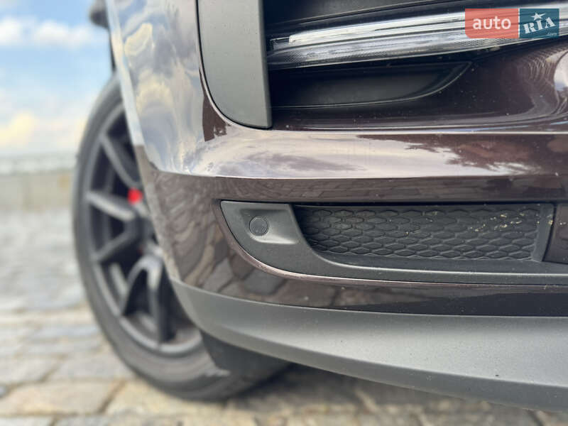 Внедорожник / Кроссовер Porsche Macan 2020 в Киеве фото 16 Внедорожник / Кроссовер Porsche Macan 2020 в Киеве