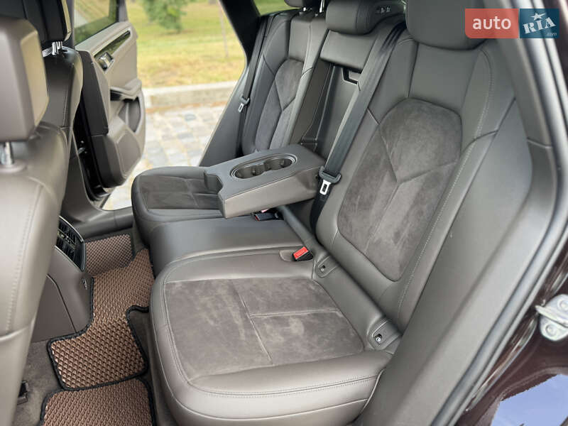 Внедорожник / Кроссовер Porsche Macan 2020 в Киеве фото 54 Внедорожник / Кроссовер Porsche Macan 2020 в Киеве