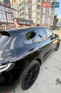 Внедорожник / Кроссовер Porsche Macan 2023 в 
