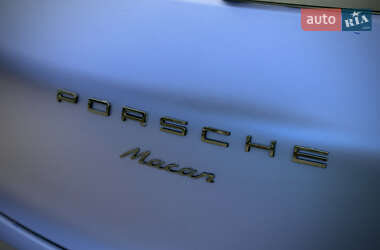 Внедорожник / Кроссовер Porsche Macan 2018 в 