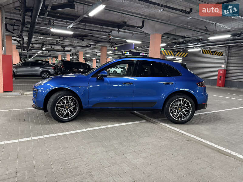 Внедорожник / Кроссовер Porsche Macan 2018 в Киеве