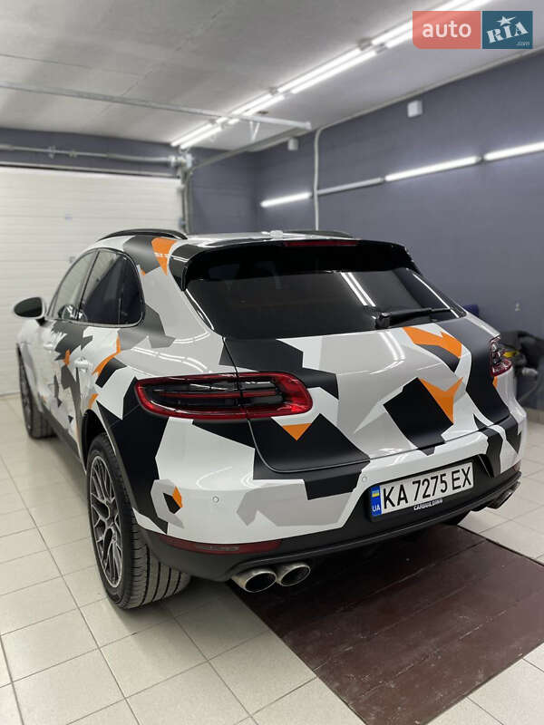 Внедорожник / Кроссовер Porsche Macan 2018 в Киеве фото 3 Внедорожник / Кроссовер Porsche Macan 2018 в Киеве