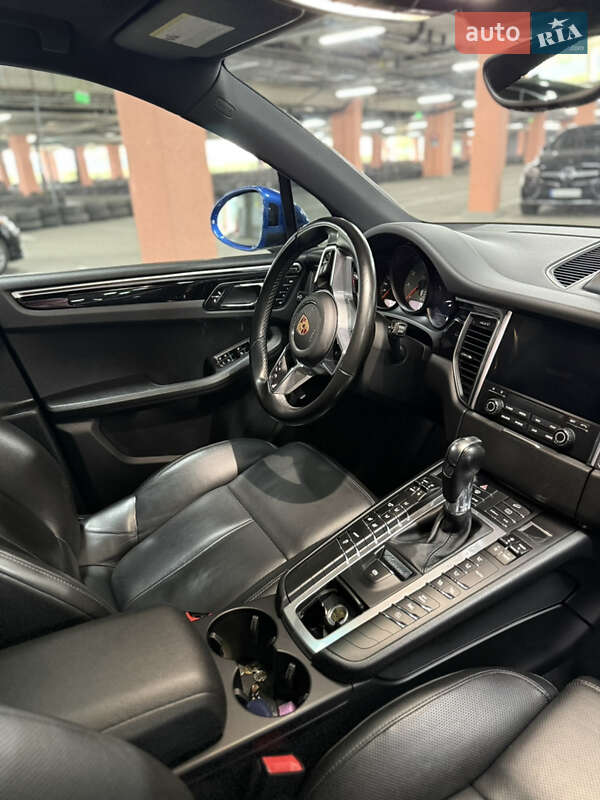 Внедорожник / Кроссовер Porsche Macan 2018 в Киеве
