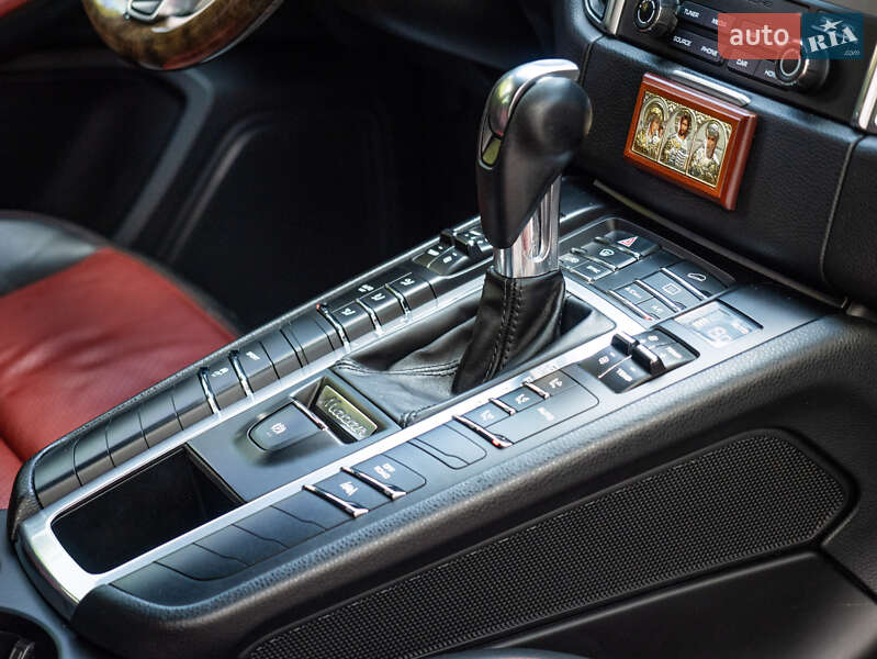 Внедорожник / Кроссовер Porsche Macan 2016 в Киеве фото 21 Внедорожник / Кроссовер Porsche Macan 2016 в Киеве