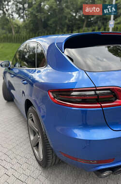 Позашляховик / Кросовер Porsche Macan 2015 в 