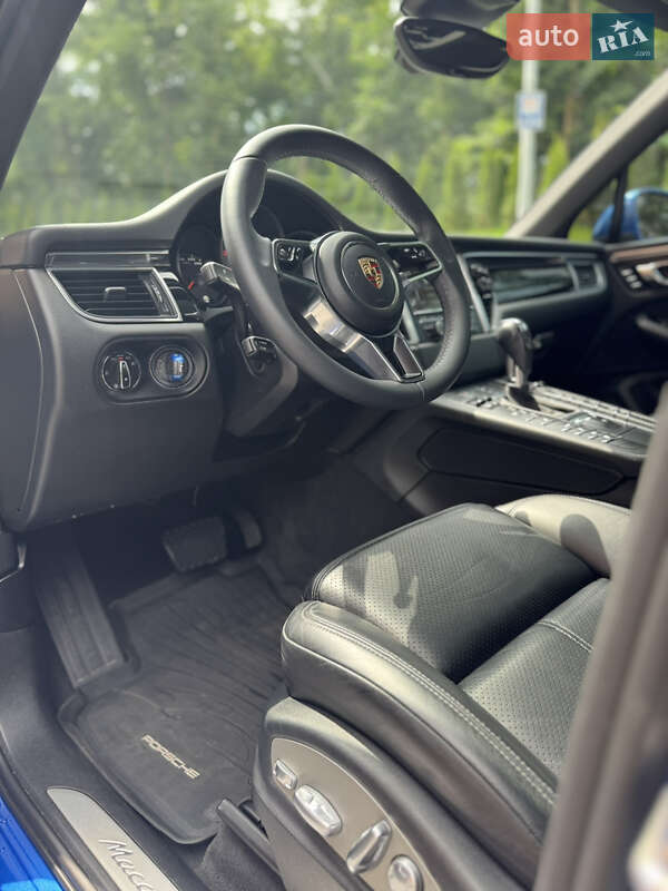 Внедорожник / Кроссовер Porsche Macan 2015 в Львове