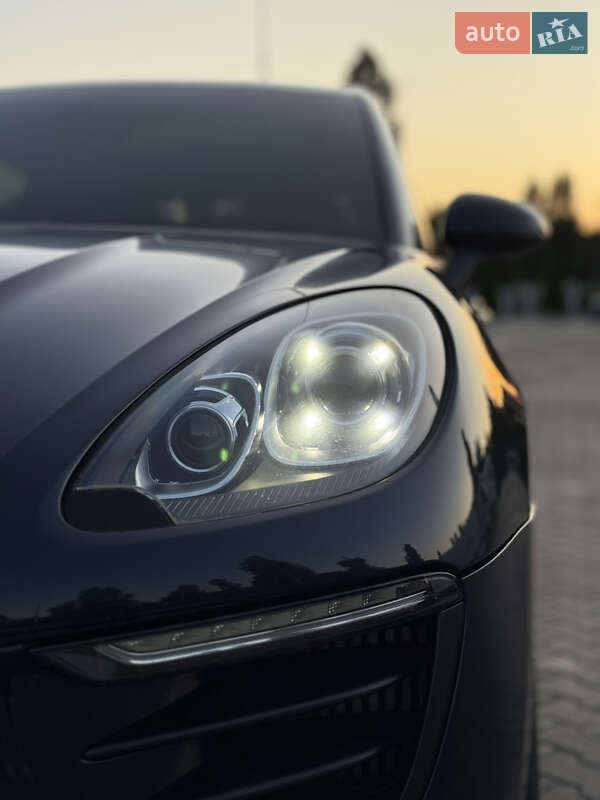 Внедорожник / Кроссовер Porsche Macan 2014 в Кременчуге