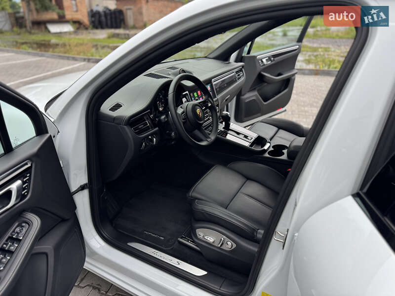 Позашляховик / Кросовер Porsche Macan 2023 в Вінниці