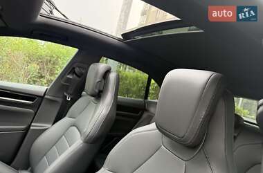 Внедорожник / Кроссовер Porsche Macan 2024 в 