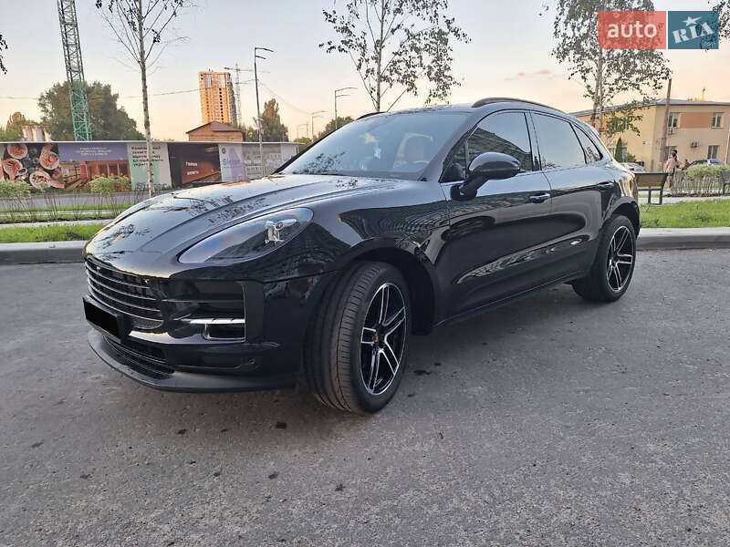Внедорожник / Кроссовер Porsche Macan 2019 в Киеве
