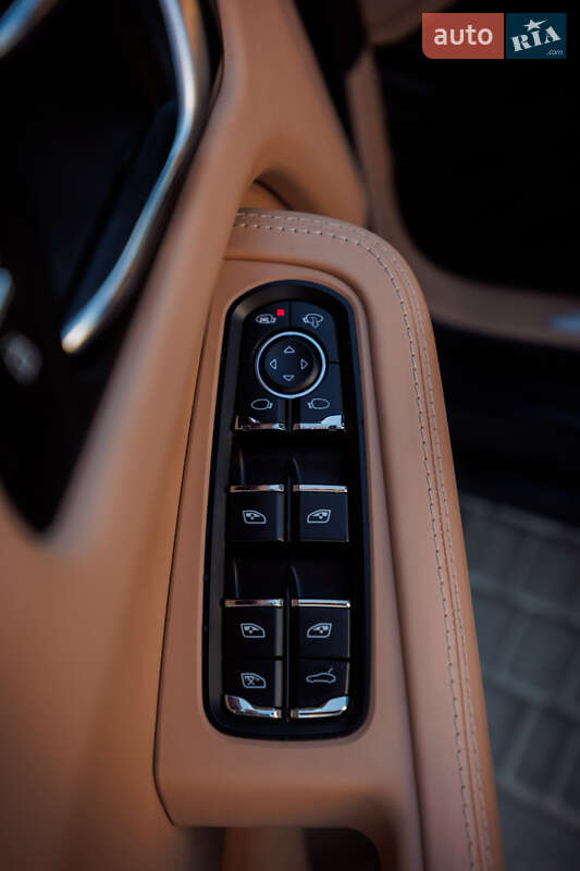 Внедорожник / Кроссовер Porsche Macan 2015 в Одессе фото 34 Внедорожник / Кроссовер Porsche Macan 2015 в Одессе