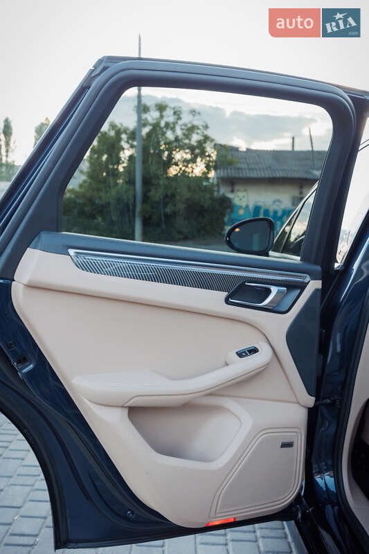 Внедорожник / Кроссовер Porsche Macan 2015 в Одессе фото 70 Внедорожник / Кроссовер Porsche Macan 2015 в Одессе