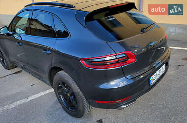 Внедорожник / Кроссовер Porsche Macan 2016 в 