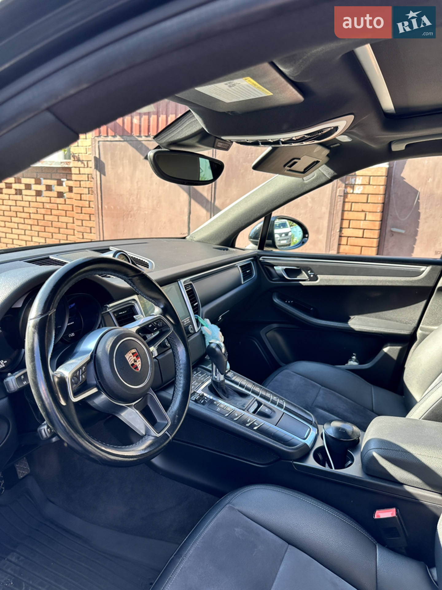 2016 Porsche Macan - мініатюра 22