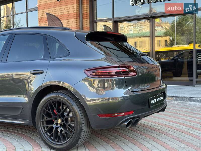 Внедорожник / Кроссовер Porsche Macan 2017 в Киеве фото 6 Внедорожник / Кроссовер Porsche Macan 2017 в Киеве