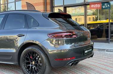 Внедорожник / Кроссовер Porsche Macan 2017 в 