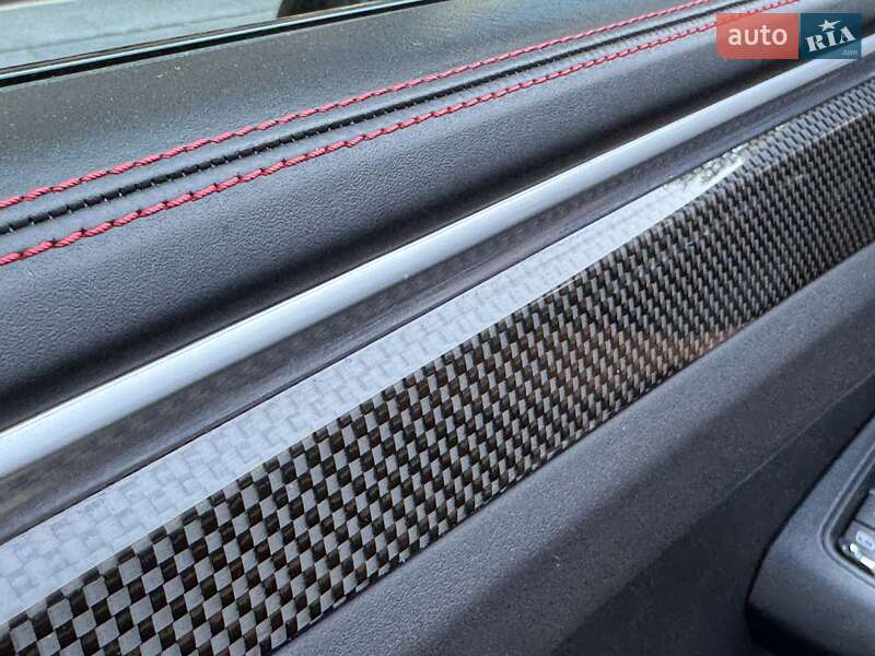 Внедорожник / Кроссовер Porsche Macan 2017 в Киеве фото 37 Внедорожник / Кроссовер Porsche Macan 2017 в Киеве