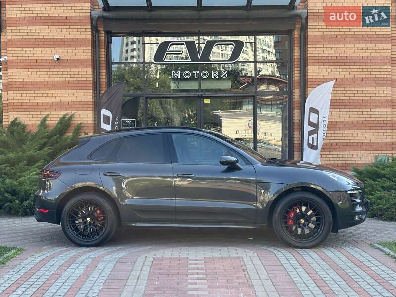 Внедорожник / Кроссовер Porsche Macan 2017 в Киеве фото 13 Внедорожник / Кроссовер Porsche Macan 2017 в Киеве