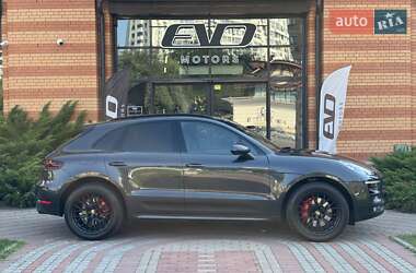 Внедорожник / Кроссовер Porsche Macan 2017 в 