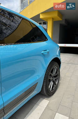 Внедорожник / Кроссовер Porsche Macan 2022 в 