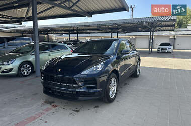 Porsche Macan 2021