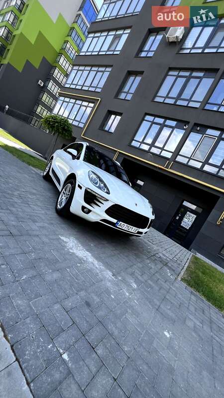 Внедорожник / Кроссовер Porsche Macan 2014 в Ивано-Франковске